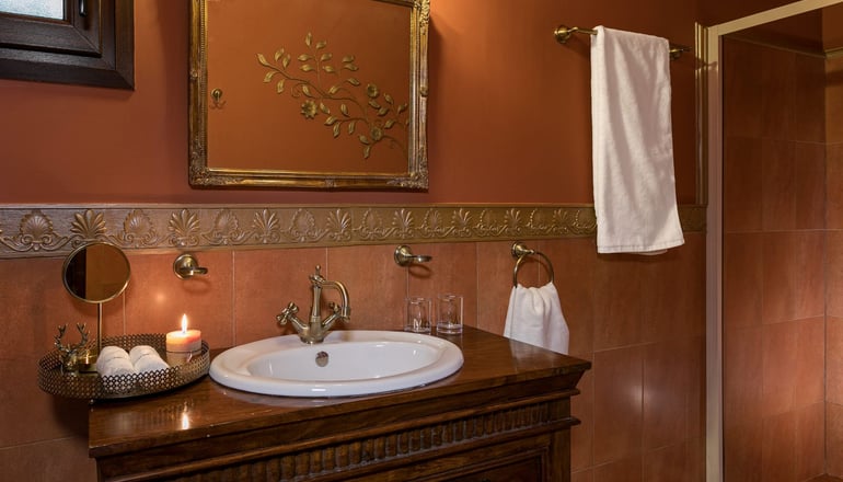 Volhon Mansions by Bill & John Apartments & Villas