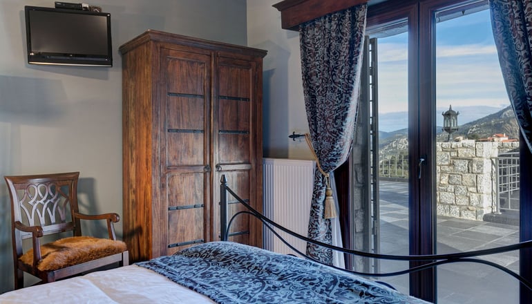 Volhon Mansions by Bill & John Apartments & Villas