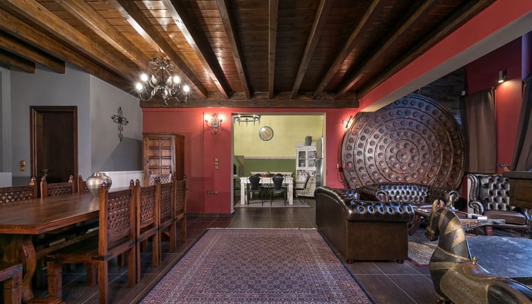 Volhon Mansions by Bill & John Apartments & Villas