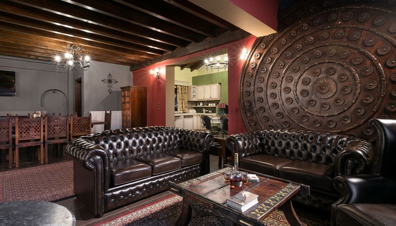 Volhon Mansions by Bill & John Apartments & Villas