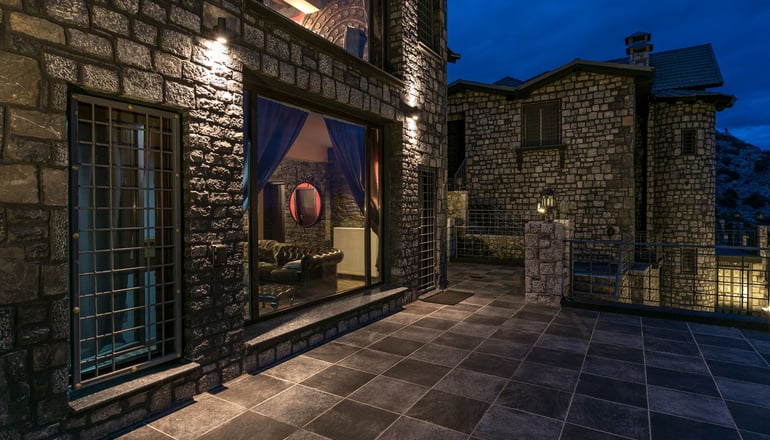 Volhon Mansions by Bill & John Apartments & Villas