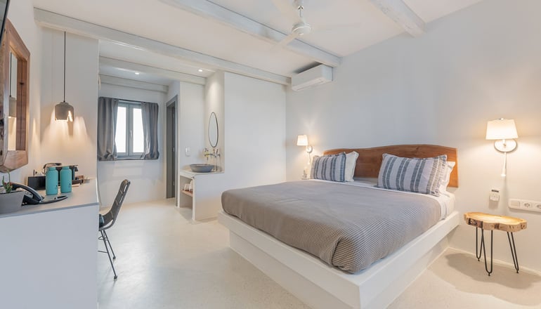 Paros Cape Suites