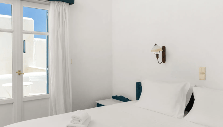 Paros Inn Seafront - Λογαράς, Πάρος