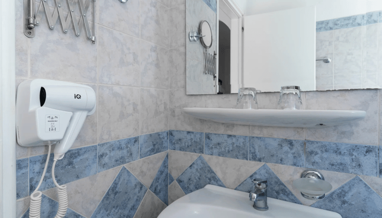 Paros Inn Seafront - Λογαράς, Πάρος