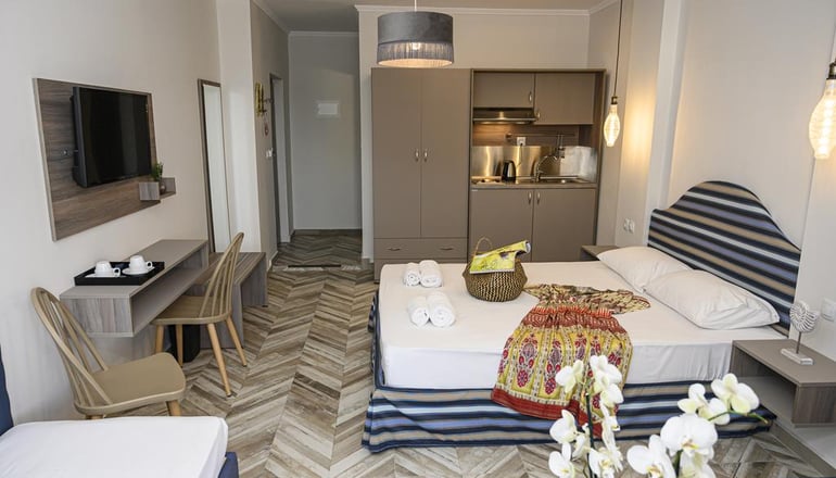 Parthenon Art Executive Wing