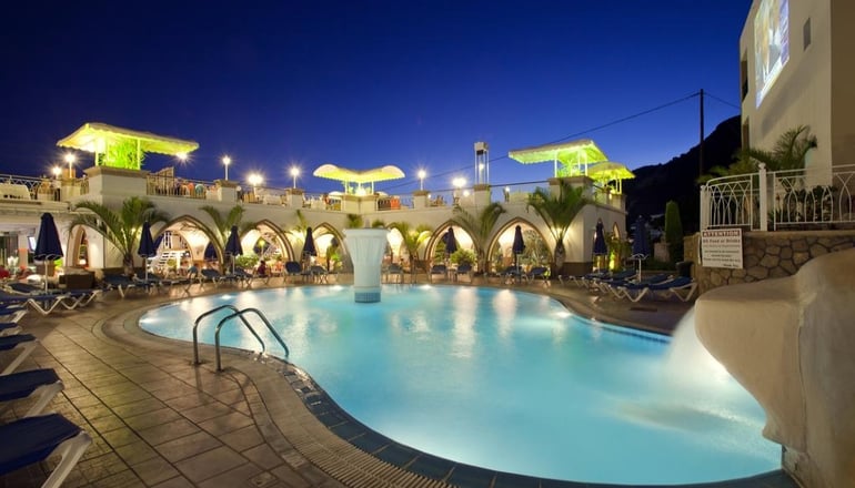 Pefkos Beach Hotel
