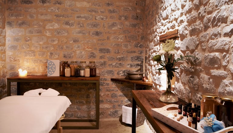 5* Petra & Fos Hotel