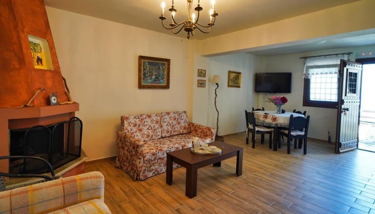 Petradi Hotel
