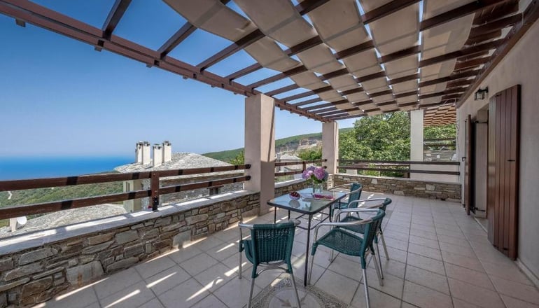 Petradi Hotel