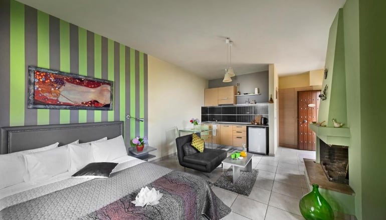 Petradi Hotel