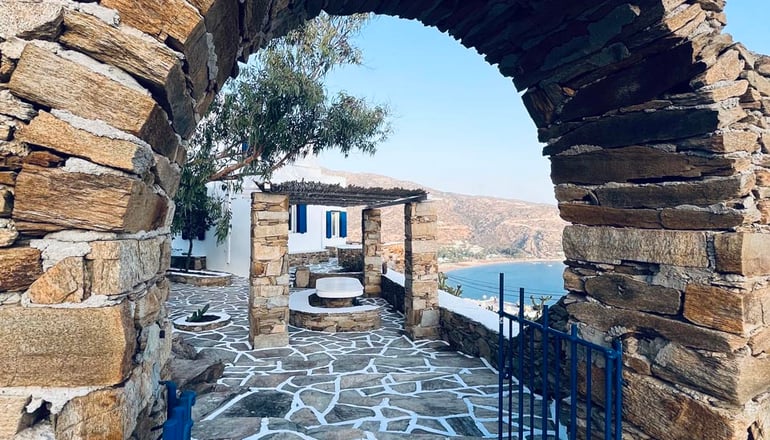 Petradi Hotel - Μυλοπότας, Ίος