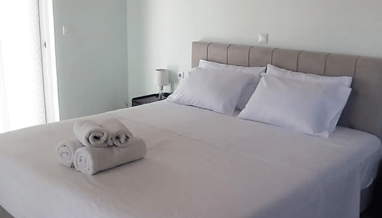 Petries Studios - Άγιοι Απόστολοι, Εύβοια