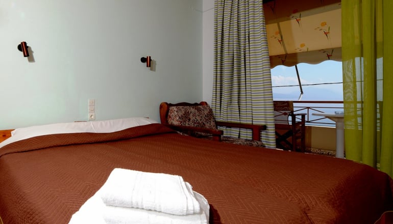Pharos Rooms - Αιδηψός, Εύβοια