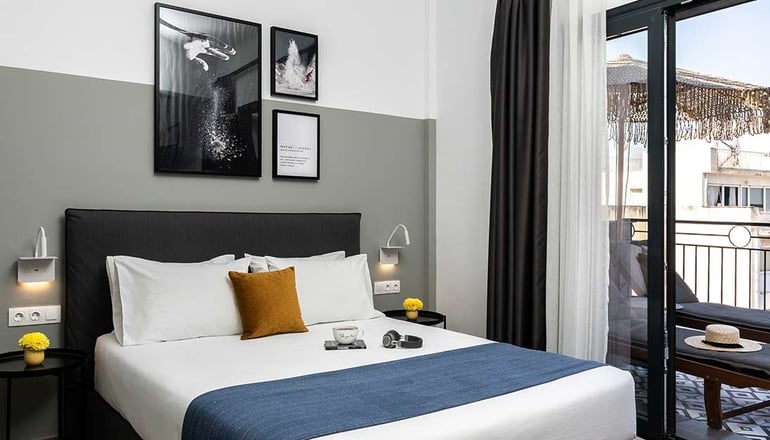 Play Theatrou a member of Brown Hotels - Αθήνα