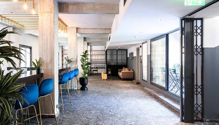 Play Theatrou a member of Brown Hotels - Αθήνα