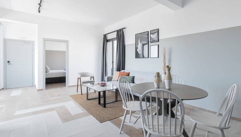 Play Theatrou a member of Brown Hotels - Αθήνα