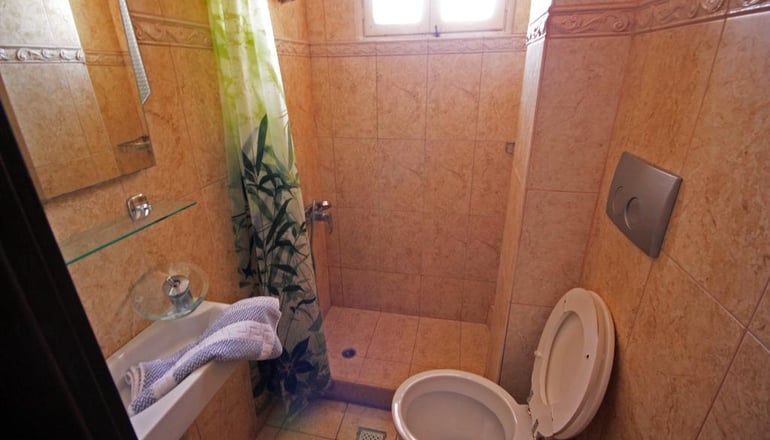 Plaza Hotel - Αίγινα