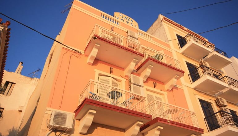 Plaza Hotel - Αίγινα