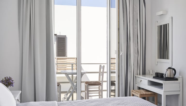 Polos Hotel - Παροικιά, Πάρος