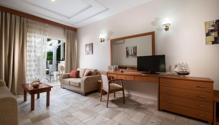 Porfi Beach Hotel - Νικήτη, Χαλκιδική