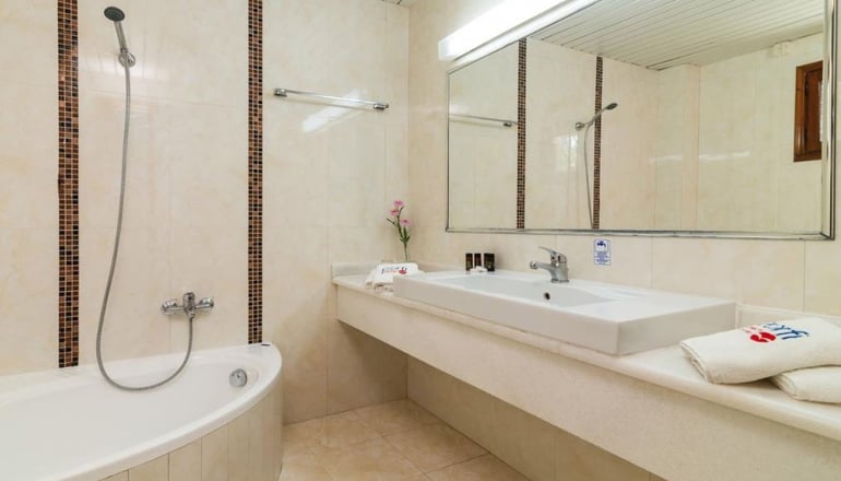 Porfi Beach Hotel - Νικήτη, Χαλκιδική