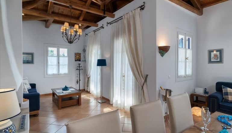 Porto Vecchio Luxury Suites Spetses
