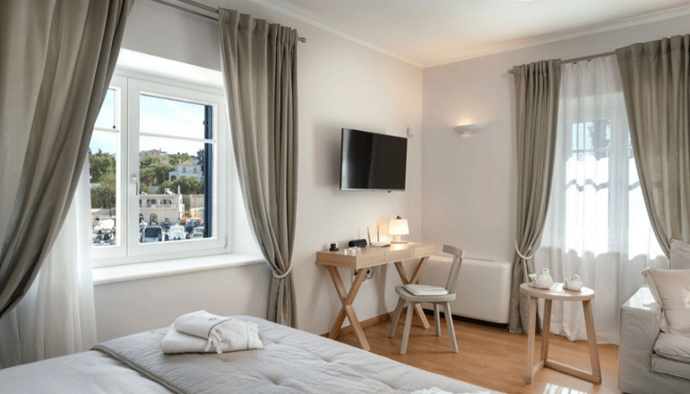Porto Vecchio Luxury Suites Spetses