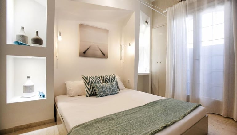 Privee Santorini
