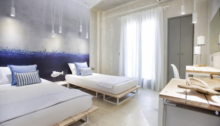 Privee Santorini