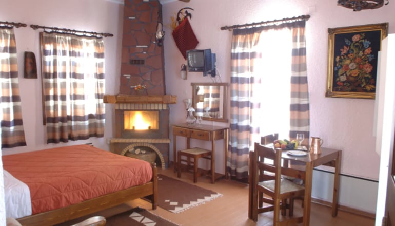 Rigas Hotel - Αράχωβα