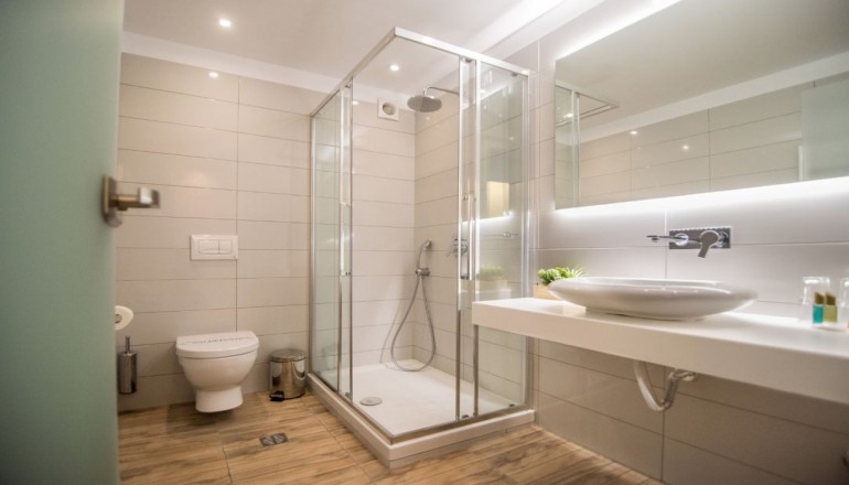 4* San Panteleimon Hotel