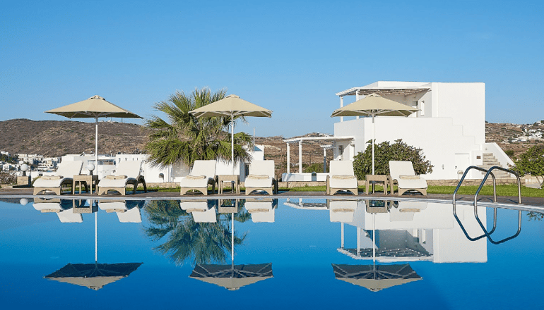 4* Santa Maria Village Milos