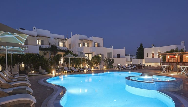 4* Santa Maria Village Milos
