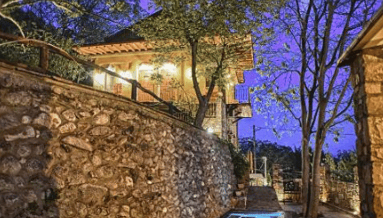 Santa Marina Guesthouse