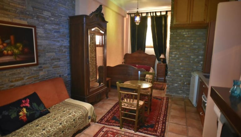 Santa Marina Guesthouse