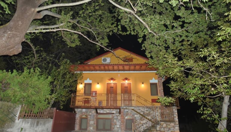 Santa Marina Guesthouse - Λουτρά Πόζαρ