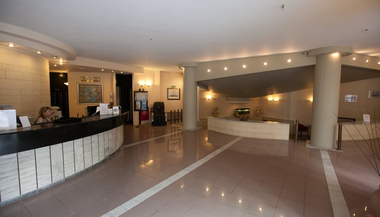 4* Santa Marina Hotel