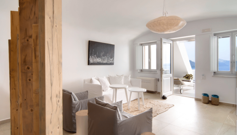 5* Santorini Secret Suites & Spa