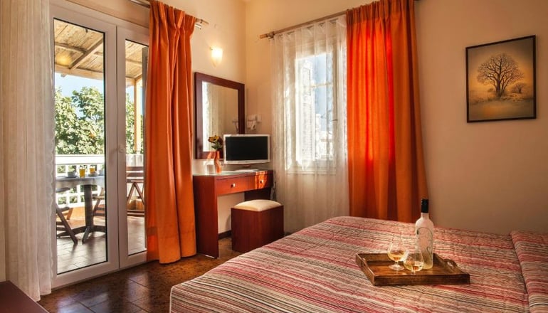 Semiramis Guesthouse - Αδάμαντας, Μήλος