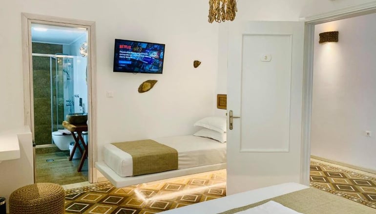 Semiramis Guesthouse - Αδάμαντας, Μήλος