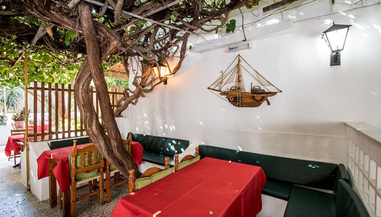 Semiramis Guesthouse - Αδάμαντας, Μήλος