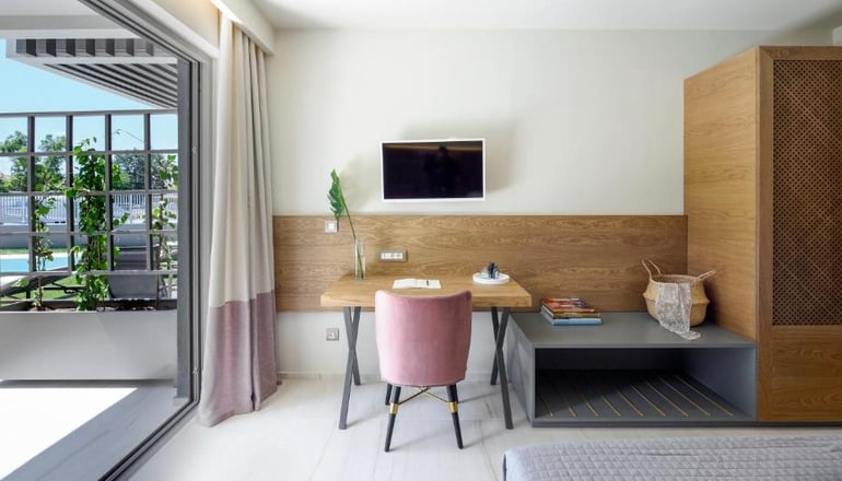 4* Serenity Suites Chalkidiki