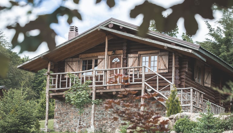 Sfendamos Wood Village