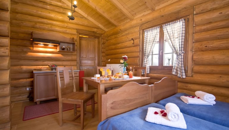 Sfendamos Wood Village