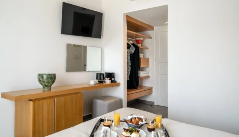 Silver Beach Hotel - Γροίκος, Πάτμος