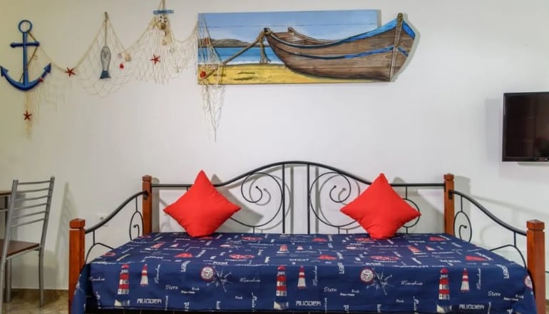 Simon King - Βουρβουρού, Χαλκιδική