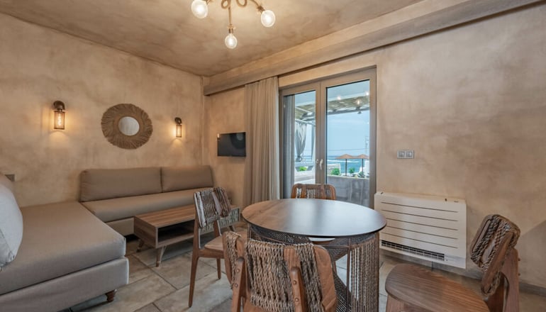 Skyros Trias - Παραλία Γυρίσματα, Σκύρος