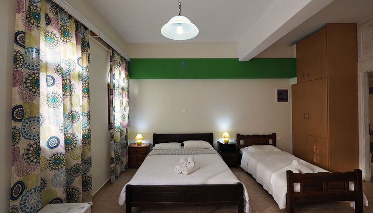 Sofia Limeni Apartments