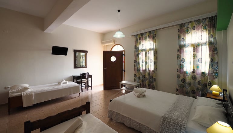 Sofia Limeni Apartments