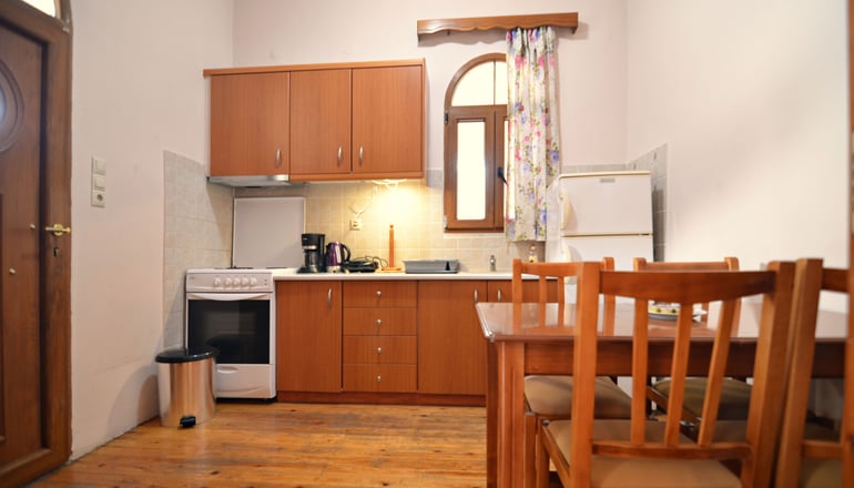 Sofia Limeni Apartments